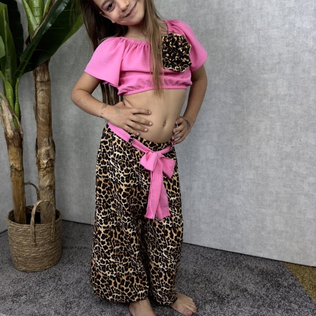 Tenue à imprimé animalier pour fille