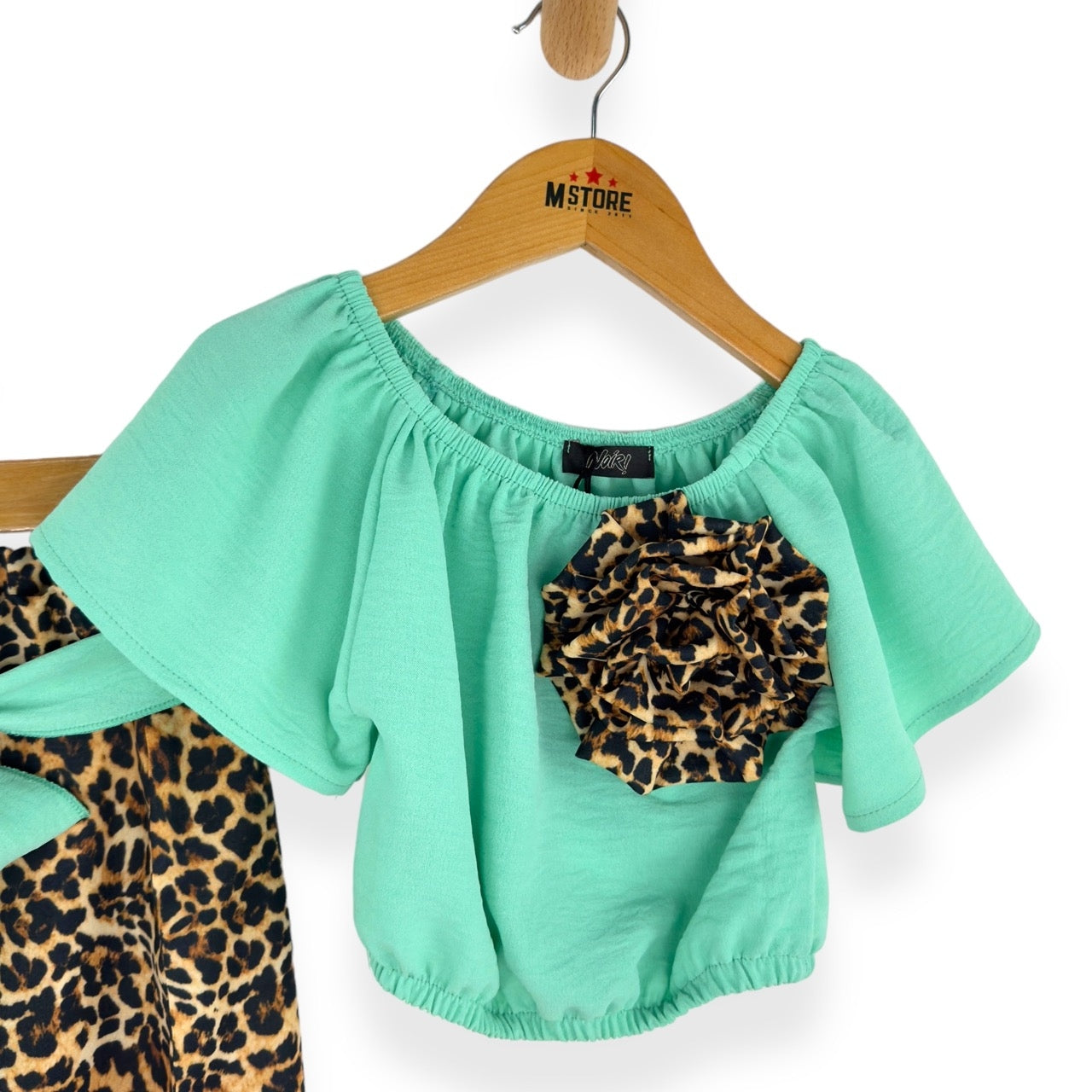 Tenue à imprimé animalier pour fille