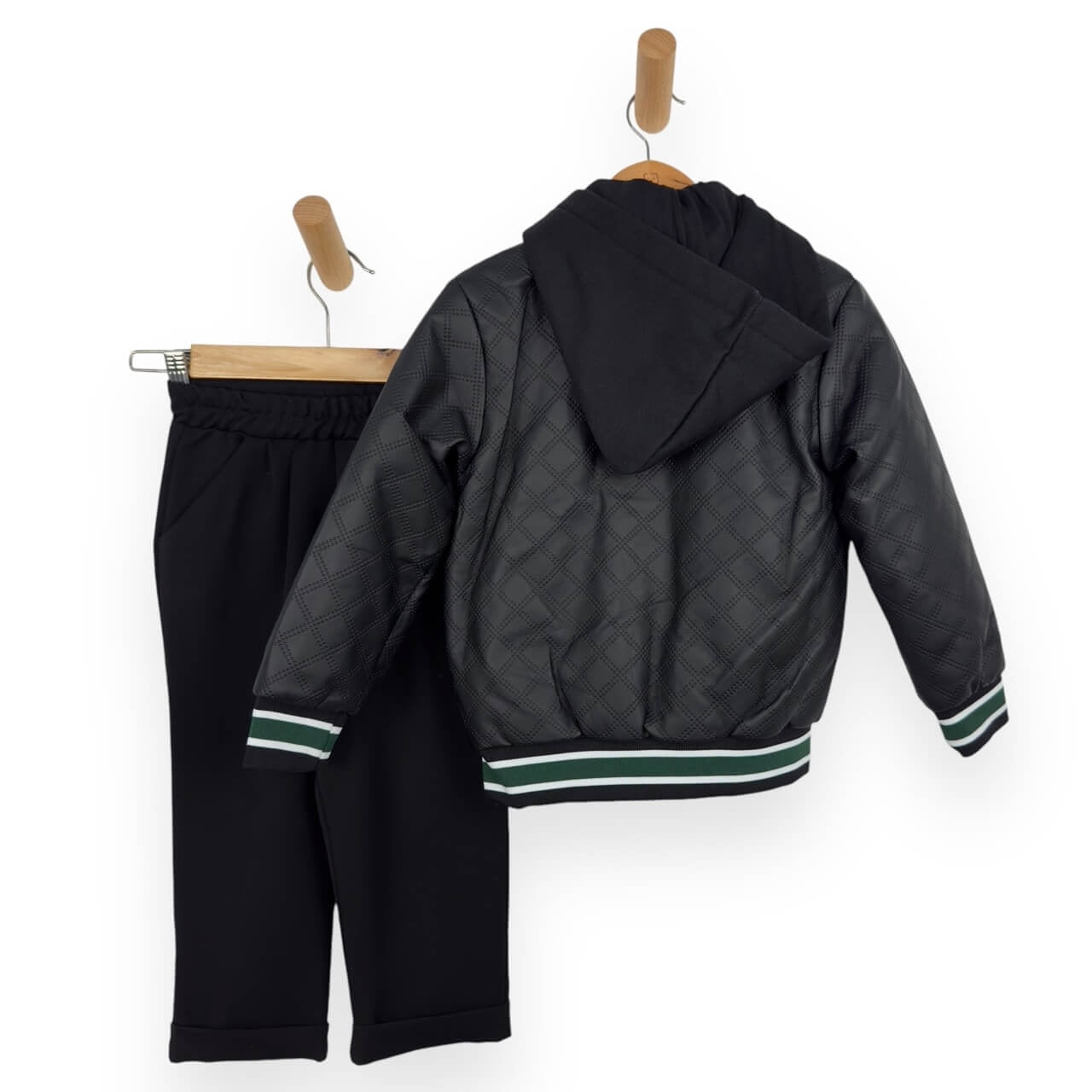 Tenue bébé avec veste en éco-cuir