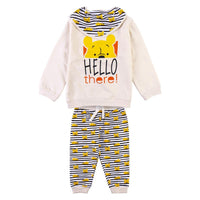 Sweat Winnie de Pooh pour bébé avec bavoir.