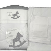 Couette pour lit bébé complète avec draps et tours de lit