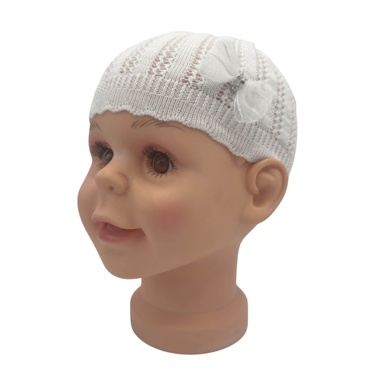 Bonnet en fil pour bébé fille
