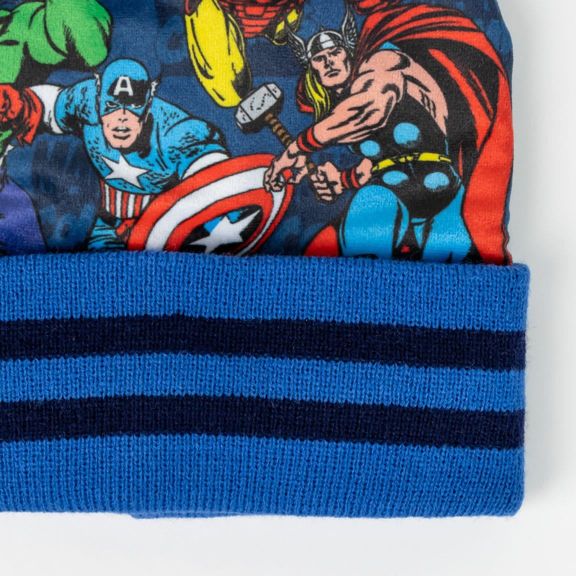Set 3 Pezzi Cappello, Guanti e Scaldacollo in Lana Avengers